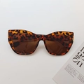 Retro-Cat-Eye-Sonnenbrille mit Rahmen im Leopardenmuster und braunen Gläsern - Leopardenmuster