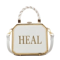 Weiße achteckige PU-Handtasche mit goldener HEAL-Prägung und Webgriff - Weiß