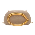 Elegante bolso de mano de pana beige con asa grande dorada en forma de C y cadena - Caqui