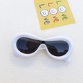 Quirky white chunky frame wrap-around sunglasses for trendy street style fashion wear - White
