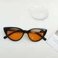 Occhiali da sole retrò cat-eye neri con lenti arancioni per uno stile streetwear - Arancione Nero