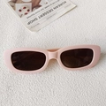 Lunettes de soleil carrées rose mat pour enfants avec verres marron, style rétro chic - Rose Clair