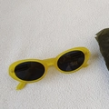 Gafas de sol infantiles ovaladas amarillas translúcidas con protección UV400 y lentes gris - Amarillo