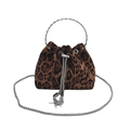 Leoparden-Eimertasche mit silbernem Ringgriff und Ketten-Quasten-Verzierung - Braun
