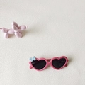 Lunettes de soleil cœur roses pour enfants avec nœud bleu et verres teintés - Rose rouge