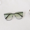 Retro oversized sunglasses with slim black metal frame and light green gradient lenses - Black Frame Green