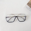 Gafas de sol vintage cuadradas en gris transparente con doble puente de metal dorado - Marco Gris Transparente con Borde Plateado