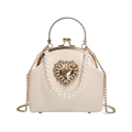 Abendtasche in Off-White mit Perlen, goldenem Ringgriff und Herz-Perlen-Logo - Herz Dekoration / Weiß