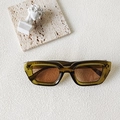 Occhiali da sole rettangolari retrò con montatura verde oliva e lenti marrone chiaro - Rettangolo a Bordo Largo Vintage Traslucido Verde Oliva (Olive Green 2)