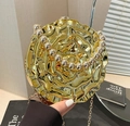 Elegante borsa da sera rosa 3D dorata in acrilico con manico di perle e catena - Oro