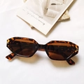 Retro tortoise shell rectangle sunglasses with brown lenses and gold metal accents - Leopard Print