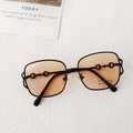 Retro vierkante zonnebril voor kinderen met oranje glazen en een zwart montuur - Zwart Frame Oranje Glazen