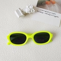 Lunettes de soleil ovales jaune fluo pour enfants avec verres noirs protection UV400 - Jaune Néon