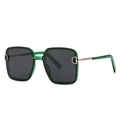 Modern square polarized sunglasses in emerald green with D-shape metal accent - Transparent Green Frame Dark Lens