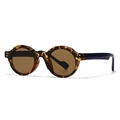 Retro round sunglasses with tortoiseshell wavy frame and dark blue temples on white - Tortoise Frame Tea Lens