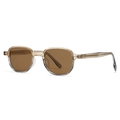 Gafas de sol retro con montura ámbar, lentes marrones y detalles de patillas decoradas - Montura Té Lente Gris Té / Té Claro (C4)