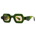 Fashionable dark green marble texture square sunglasses with light brown lenses for outdoor - Green Frame Champagne Lens