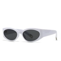 Gafas de sol blancas de estilo ojo de gato con lentes oscuras ovaladas y puntas de metal - C3 Marco Blanco Lentes Gris Negro