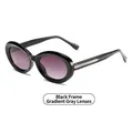 Gafas de sol ovaladas negras con lentes grises degradadas y decorado metálico plateado - C3 Montura negra Lente gris degradado