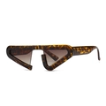 Occhiali da sole triangolari leopardati con lenti marroni sfumate per un look trendy da strada - C4 Montatura Tartarugata Lenti Tè