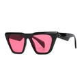 Occhiali da sole cat-eye con montatura nera, lenti rosa e dettagli con stelle - Montatura nera lenti rosse