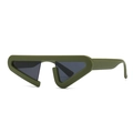Occhiali da sole triangolari futuristici con montatura verde oliva e lenti scure - C3 Montatura Verde Scuro Lenti Grigie