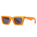 Gafas de sol rectangulares naranjas translúcidas con montura gruesa y lentes grises - Montura Naranja Lente Gris
