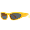 Gelbe Sportsonnenbrille im Wrap-Around-Stil mit dunklen Gläsern und Y2K-Retro-Look - Gelber Rahmen Graue Gläser
