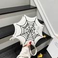 Sac bandoulière blanc en forme de toile d'araignée avec broderie noire élégante - Blanc