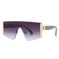 Moderne Oversize-Sonnenbrille mit lila Verlaufsgläsern und goldenen Metallelementen - Grau Farbverlauf