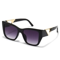 Modieuze zwarte cat-eye zonnebril met paarse verloopglazen en gouden metalen details - Zwart Frame Verloop Grijs Glas (C3)