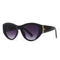 Klassische schwarze Cat-Eye-Sonnenbrille mit violetten Verlaufsgläsern und Goldakzenten - Schwarzer Rahmen Verlaufsgrau Gläser