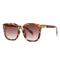 Classic tortoiseshell square oversized sunglasses with brown gradient lenses and gold hinge - C3 Leopard / Gradient Tea