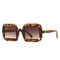 Modern square punk sunglasses with tortoiseshell frames and brown gradient lenses - Leopard Tea Gradient (C3)