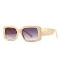 Gafas de sol rectangulares beige con lentes degradadas moradas y patillas caladas - Beige (C4 Beige Gris Doble)