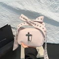 Borsa gotica rosa con manico a fiocco borchiato e ciondolo a croce metallica - Rosa