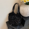 Schicke schwarze Pailletten-Beuteltasche mit Ledergriff und passendem Beutel - Schwarz
