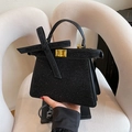 Sac à main trapèze noir de luxe avec strass scintillants et fermoir doré chic - Noir