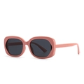 Lunettes de soleil ovales rétro avec monture rose corail et verres gris foncé - C3 Rose Noir Gris