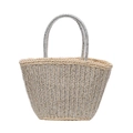 Handgewebte Strohtasche mit silbernen Metallic-Akzenten und Doppelgriffen für den Strandurlaub - Silber