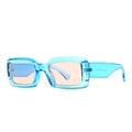 Gafas de sol rectangulares retro con montura azul transparente y lentes naranja claro - Marco Azul Transparente Lente Roja Clara (C4)