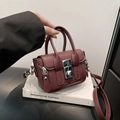 Mini crossbody bag in burgundy leather featuring silver buckle and dual vertical straps - 11*15.5*5cm / Red