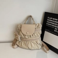 Zaino a pieghe beige chic da donna con texture morbida e mini astuccio rotondo abbinato - Cachi