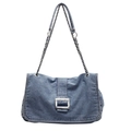 Bolso tote grande de mezclilla estilo japonés con correa de cadena y hebilla metálica - Azul claro