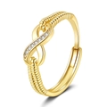 Anillo infinito dorado ajustable con micro pavé de circonitas y diseño trenzado - Dorado