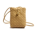 Sac à bandoulière tressé beige pour téléphone avec fermoir perle dorée chic - Jaune