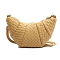 Bolso bandolera tejido de verano amarillo crema con diseño minimalista de media luna - Amarillo