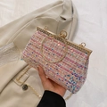 Abendtasche aus rosa Tweed mit Pailletten, Goldgriff mit Kristallen und Kette - Rosa