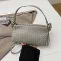Sac bandoulière tissé vert sauge avec finitions dorées et bandoulière amovible - Gris