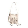 Sac seau tressé crème chic avec boucles métalliques et artisanat du cuir sophistiqué - Blanc